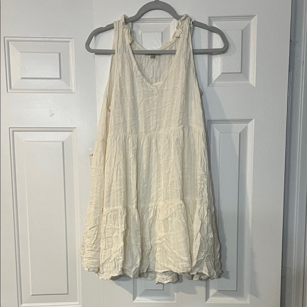Wonderly Cream Sleeveless Dress